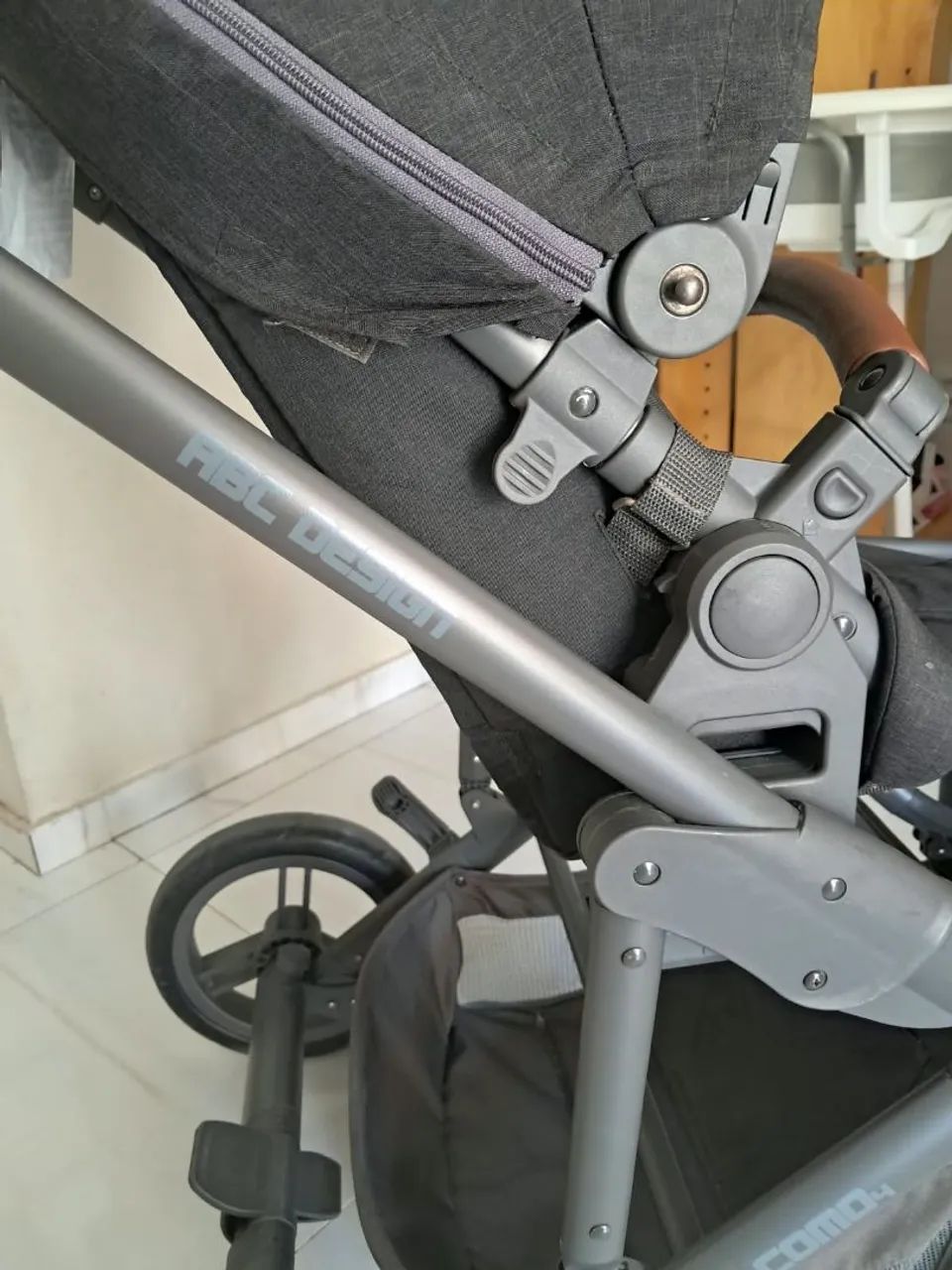 Carrinho de bebê e Moisés ABC Design  - Foto 3