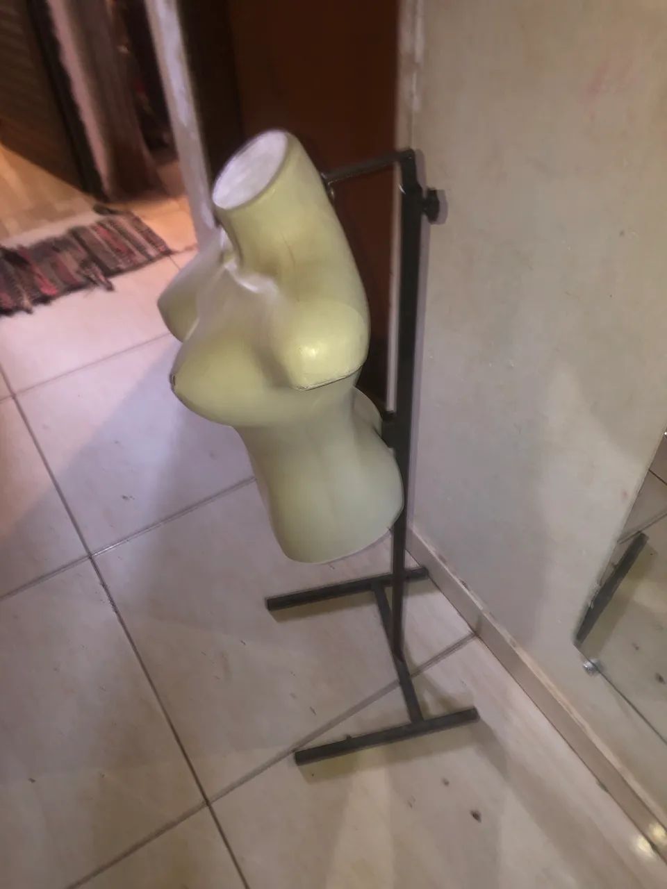 Vendo manequim feminino  - Foto 3