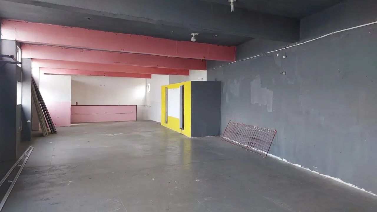 Prédio para alugar no centro de Goiana (disponível apenas primeiro e segundo andar)