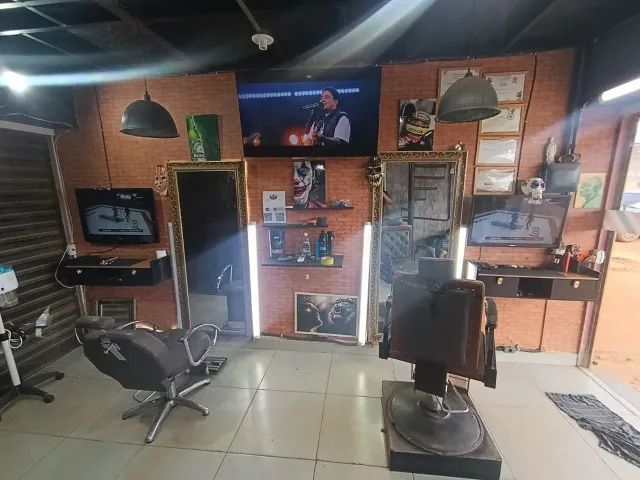 Barbearia com 5 Anos de Ponto e Lucro Certo (Procuro Sócio Barbeiro)