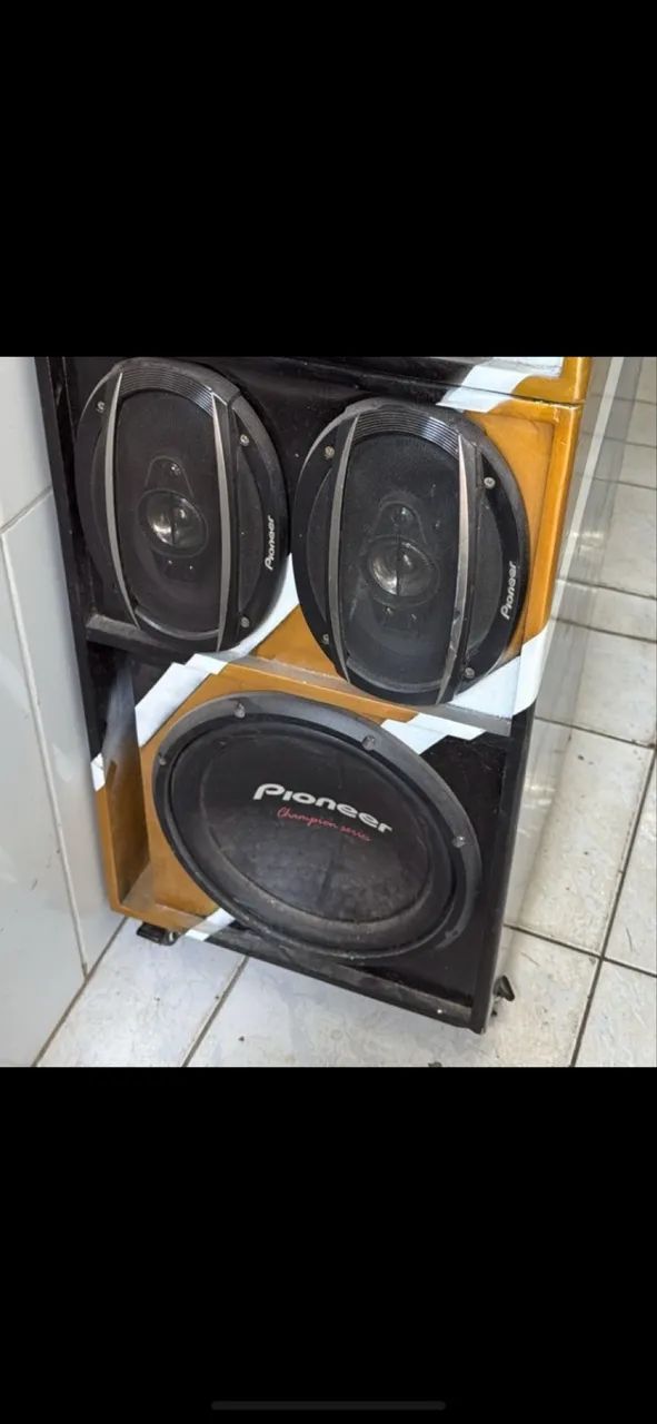 Caixa trio com Sub 12 + 2 6x9 