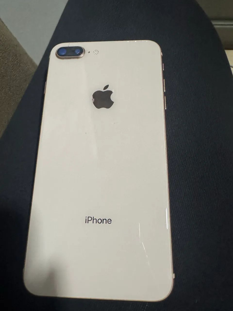Vendo iPhone 8 plus ótimo estado
