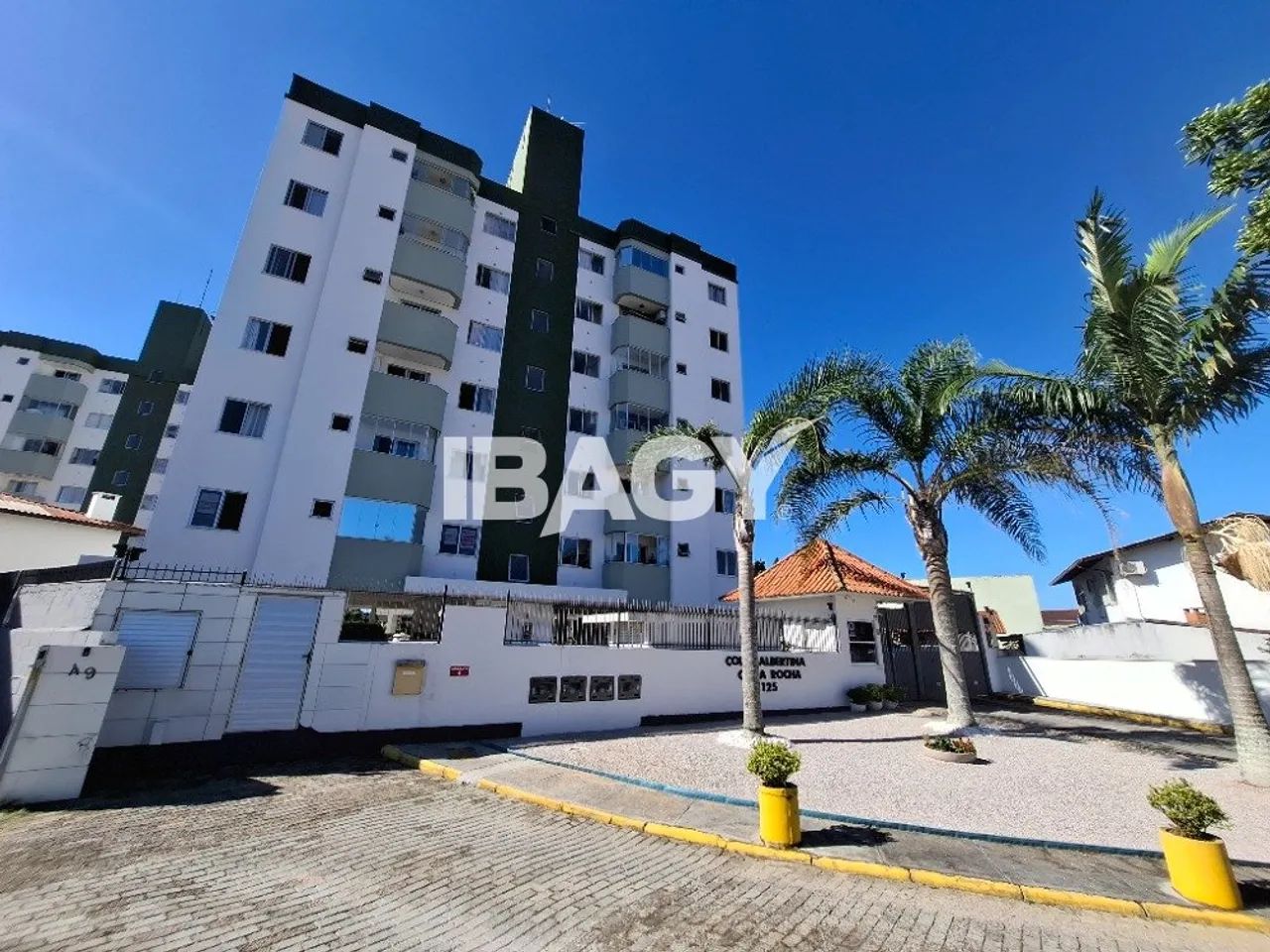 Excelente Apartamento 2 dormitório(s) em Centro - Biguaçu