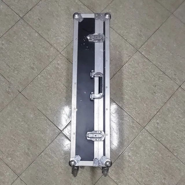 Pedalboard Supreme 70x40 com FlightCase - Foto 5