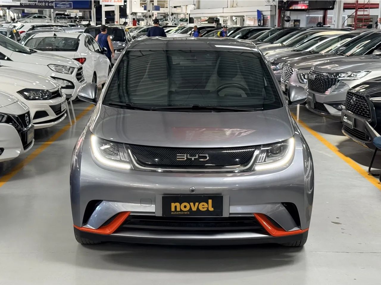 BYD Dolphin EV (Elétrico) 2026