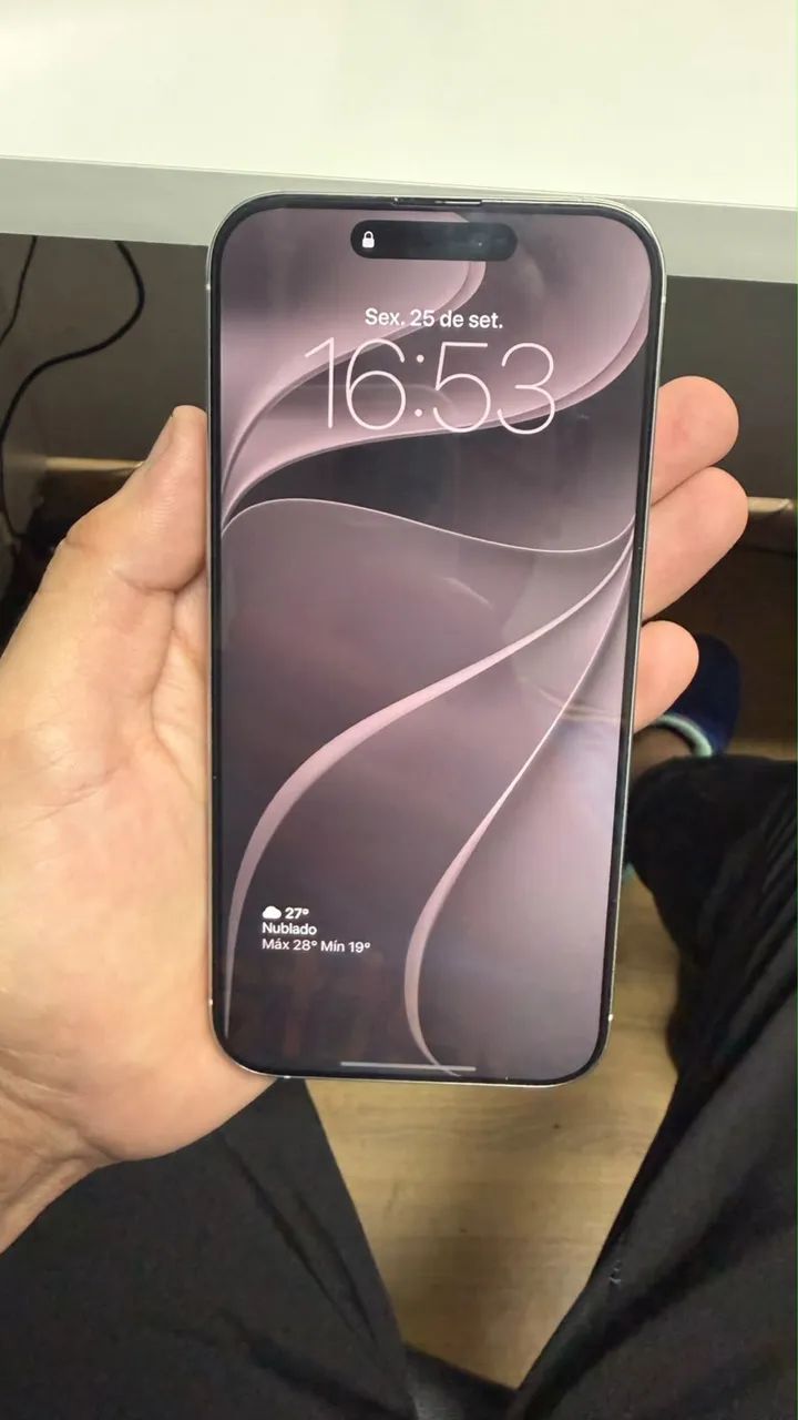iPhone 16 pro Max 