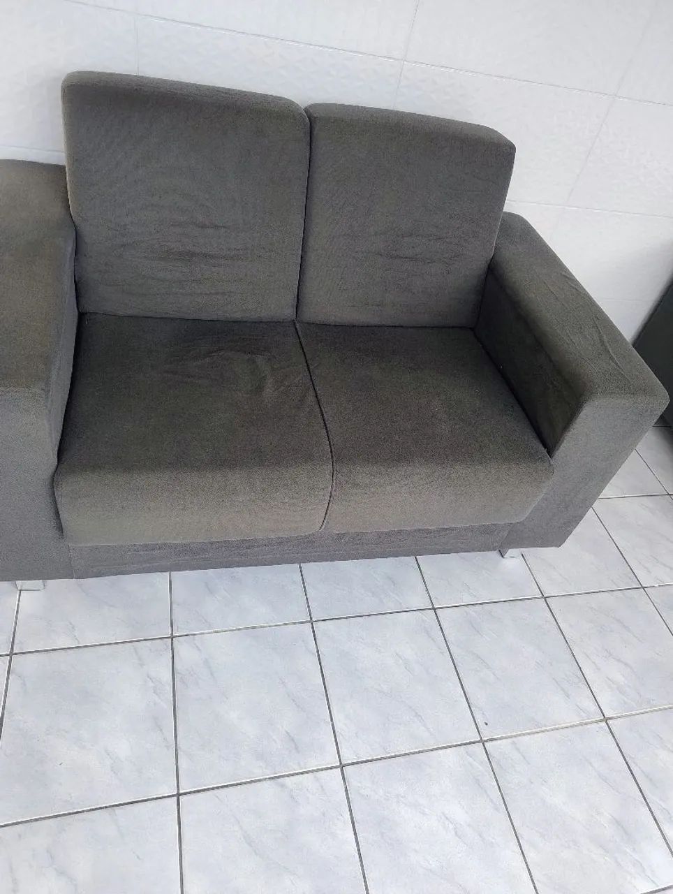 Sofá a venda 2 e 3 lugares 