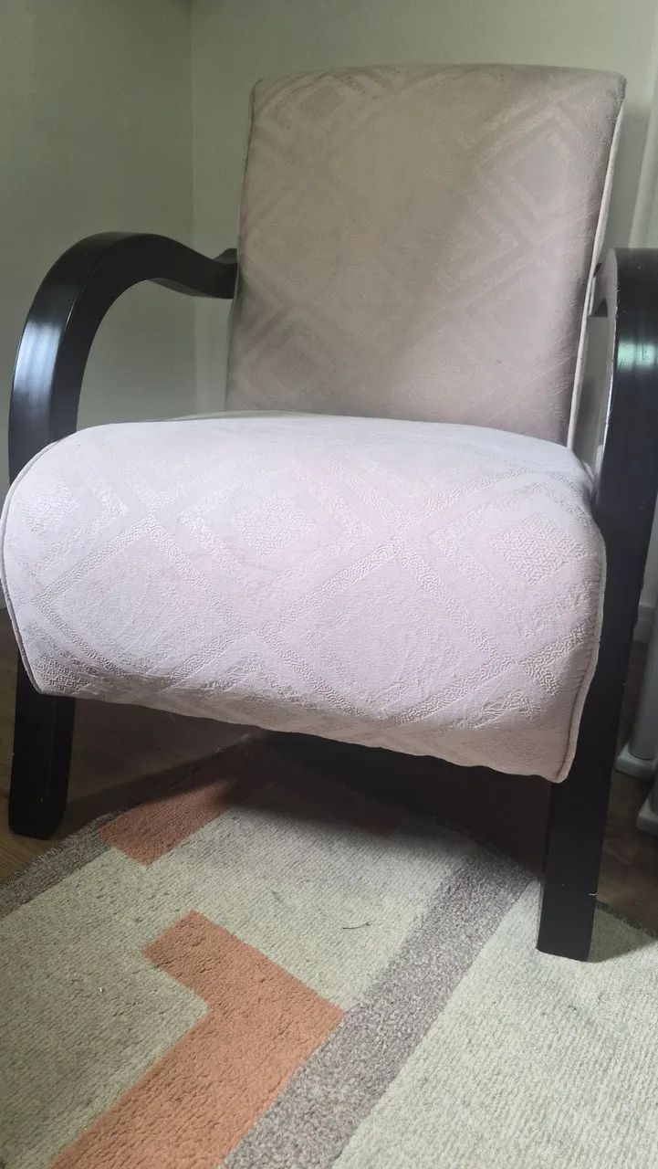 Poltronas (cadeiras) estofadas recentemente - reformadas. - Foto 5