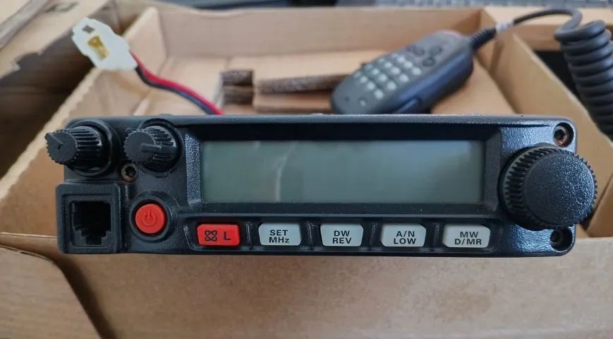 Yaesu FT-1900R/E - Foto 2