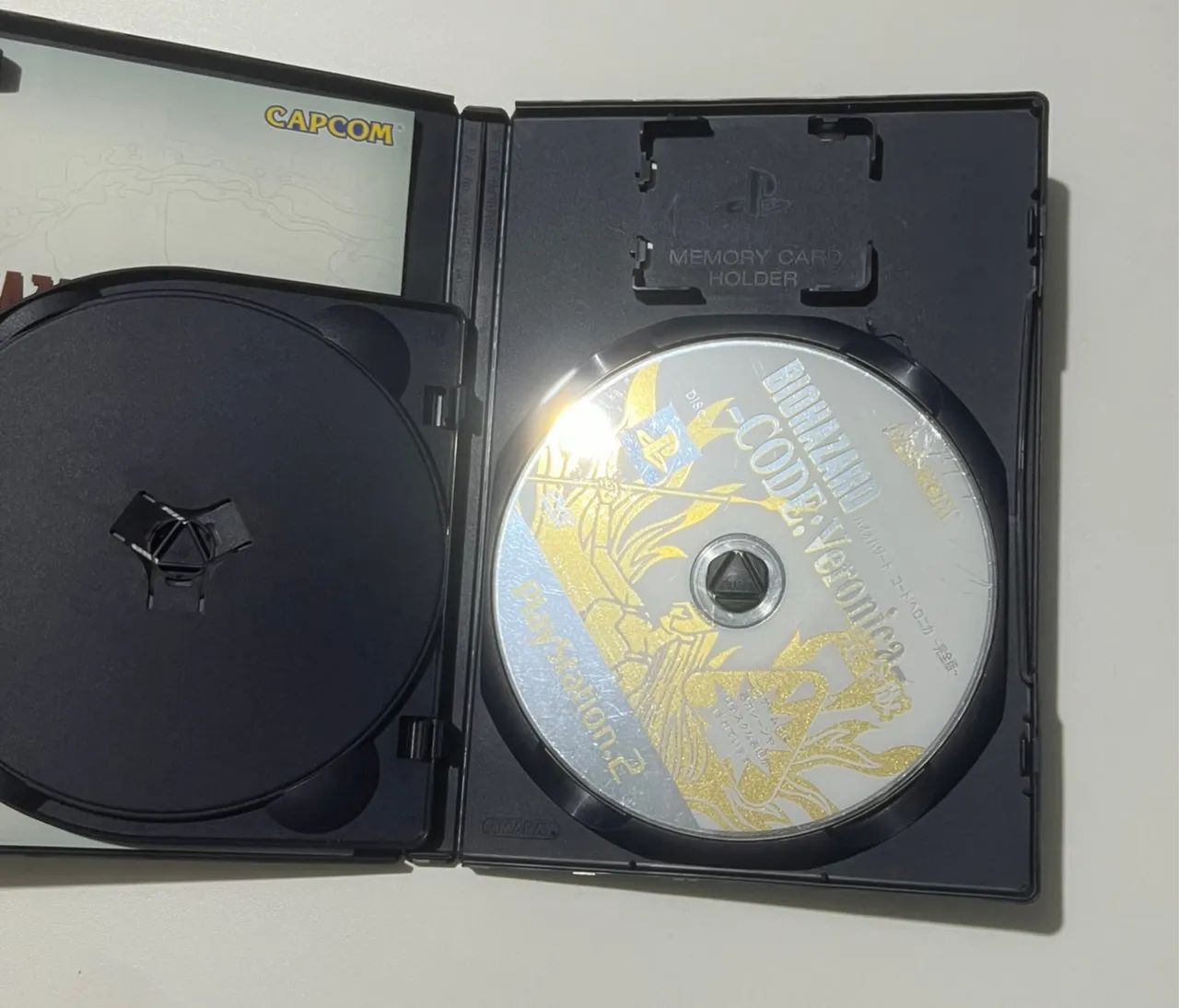 Resident evil code Veronica ps2 - Foto 2