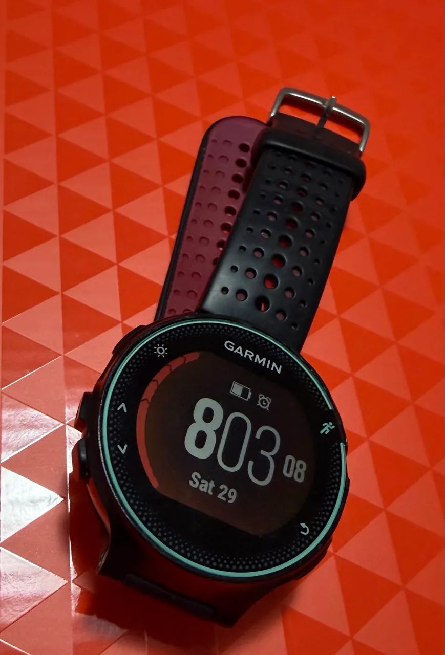 Relógio Garmin Forerunner 235 