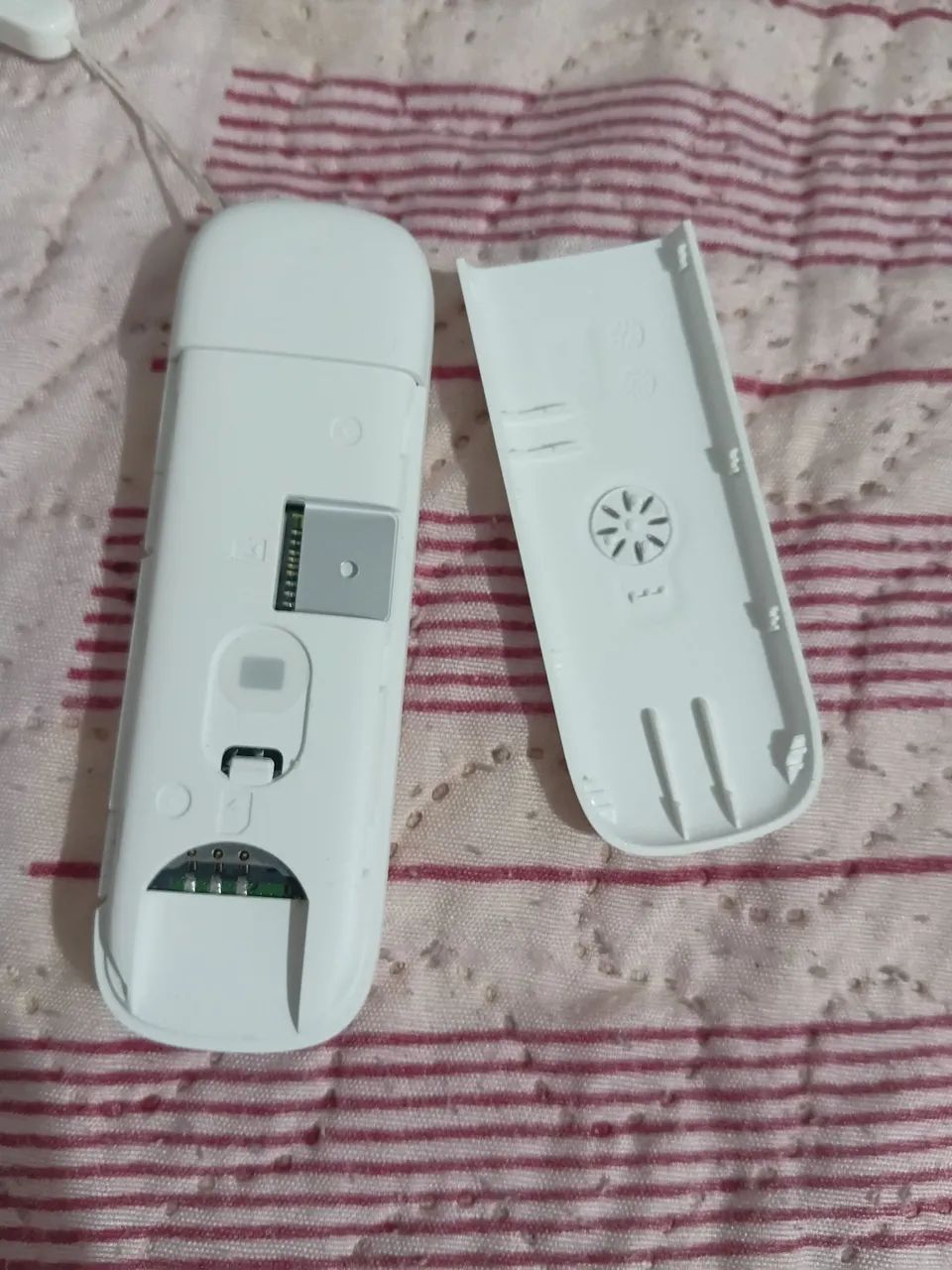 Modem Claro 4g max USB LTE MF823L - Foto 3