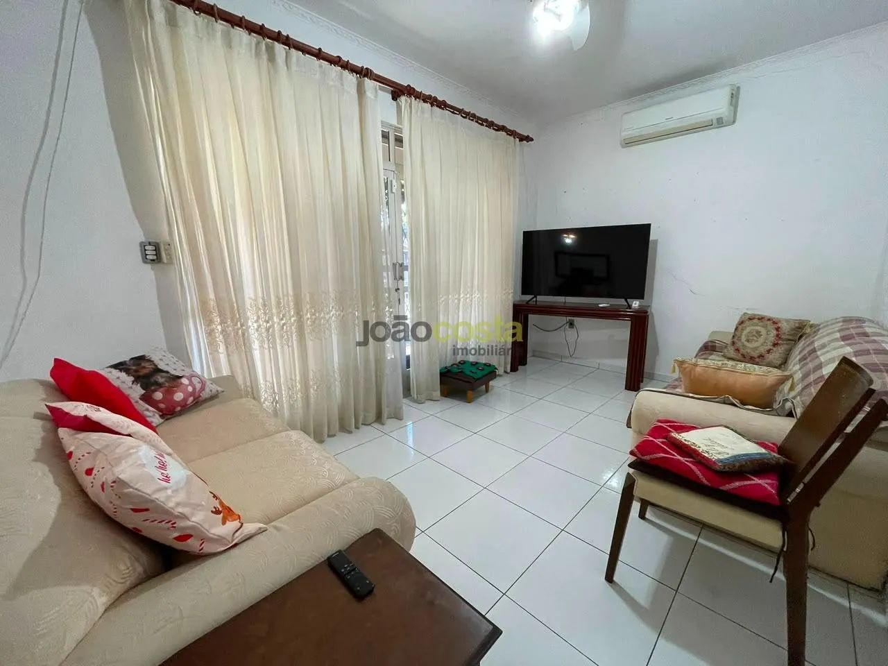 Casa em Barreiros, São José: 3 Dormitórios e 196m² - Foto 5