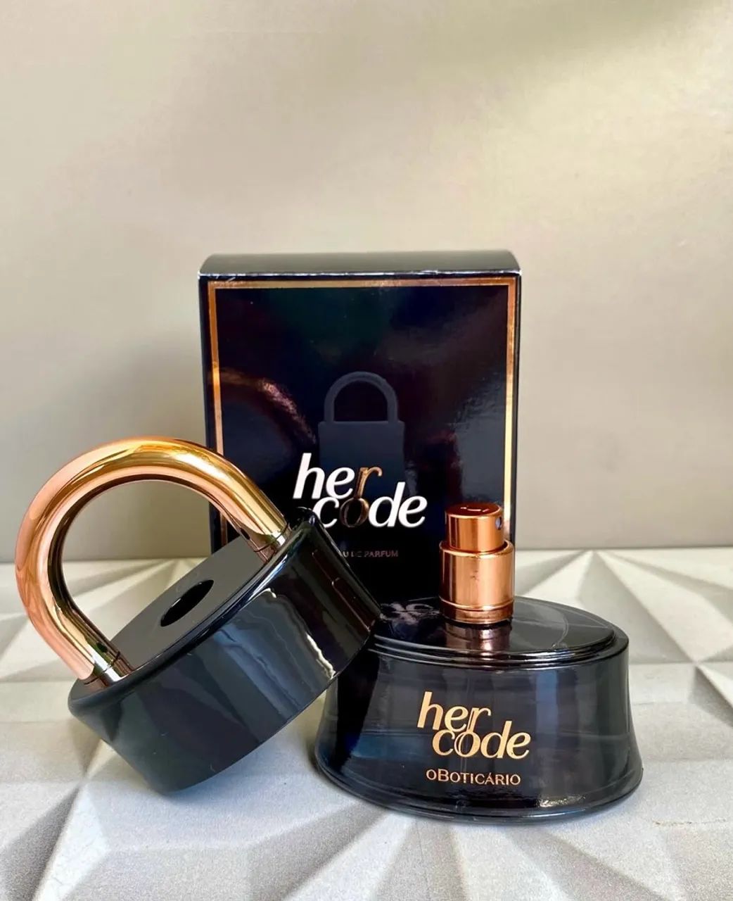 HER CODE - Foto 3