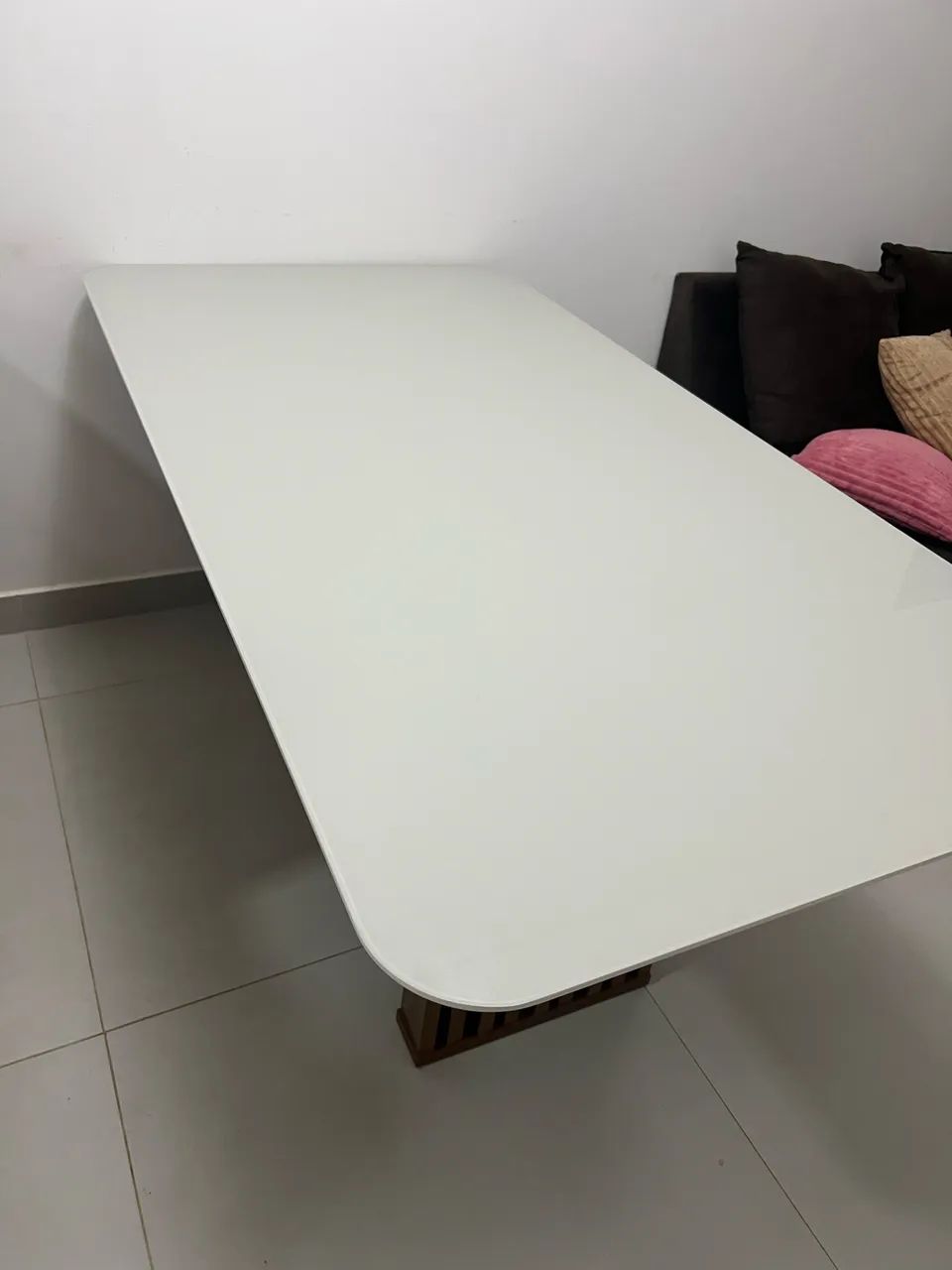 Vendo Mesa seminova em vidro e madeira 1,70x0,90