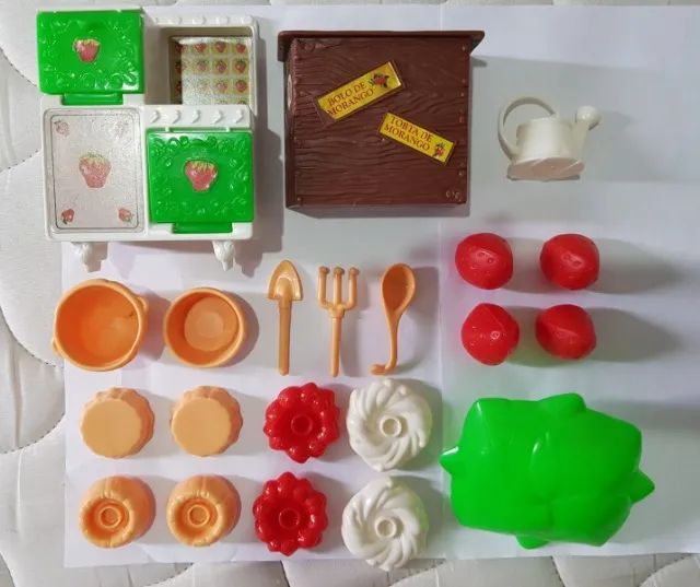 Confeitaria Da Moranguinho Com Boneca Moranguinho - Foto 3