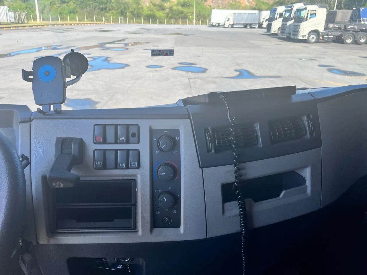 VOLVO VM 270 - Foto 4