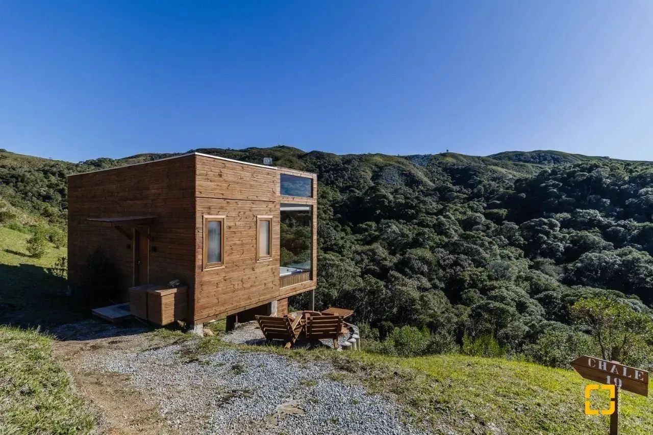 CABANA À VENDA NA SERRA CATARINENSE.