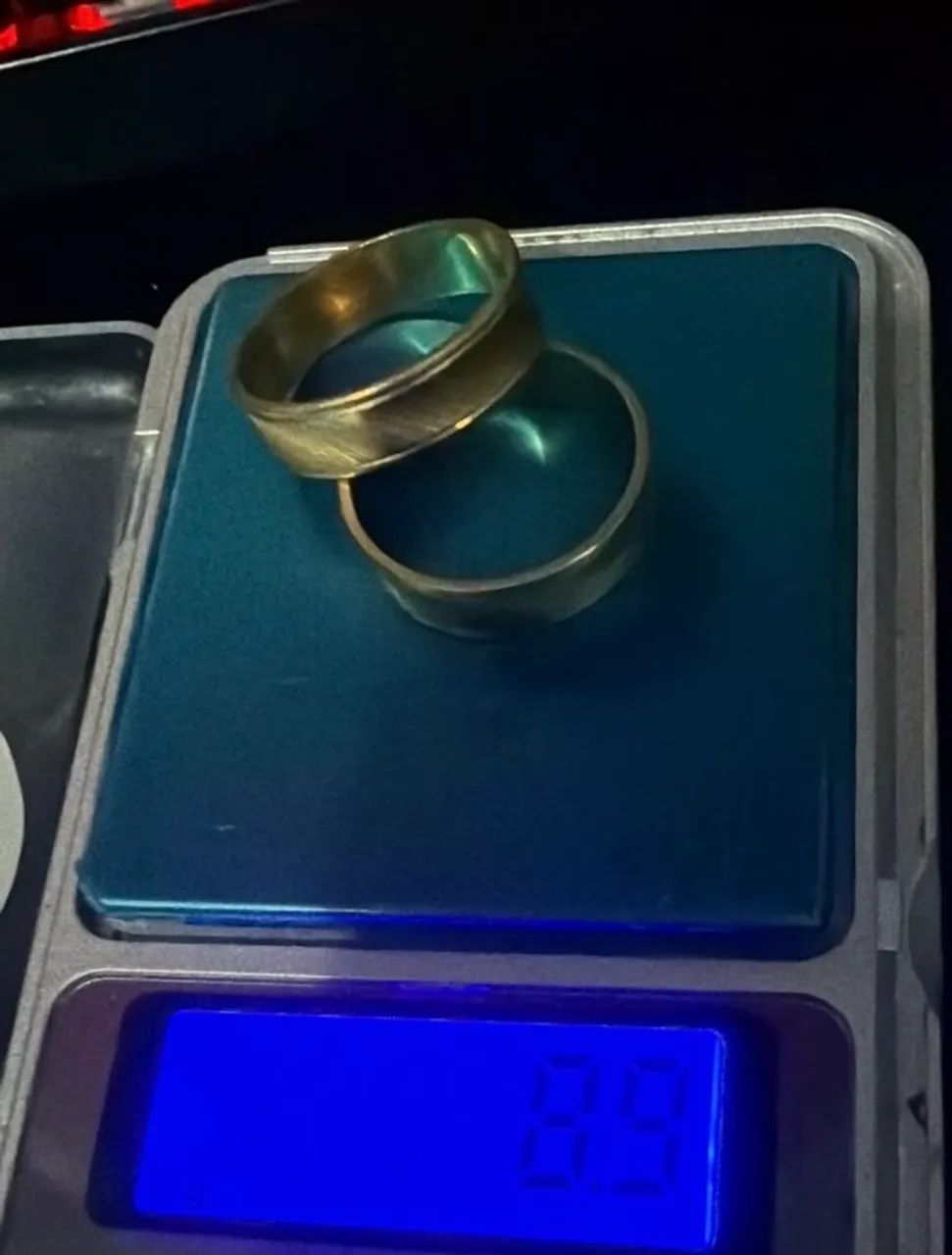 alianças de ouro 8,9