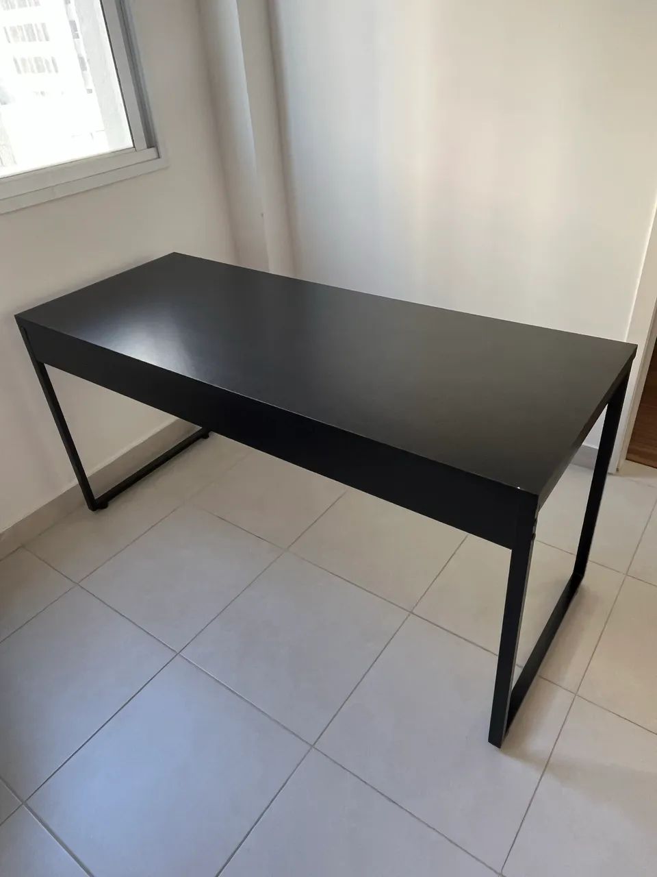 MESA ESCRITÓRIO HOME OFFICE PRETA 150CM 