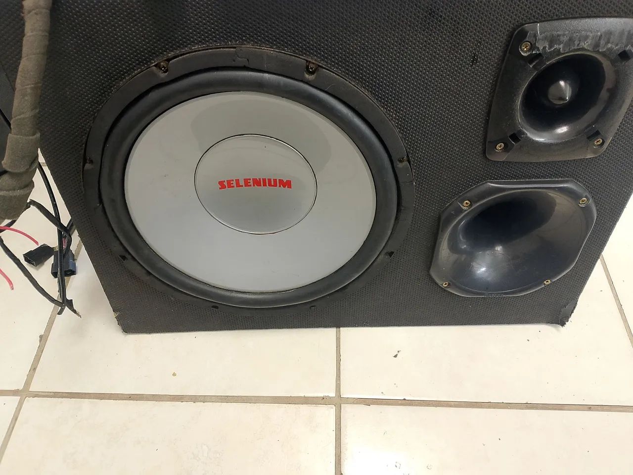 caixa trio e módulo 1100 watts  - Foto 4