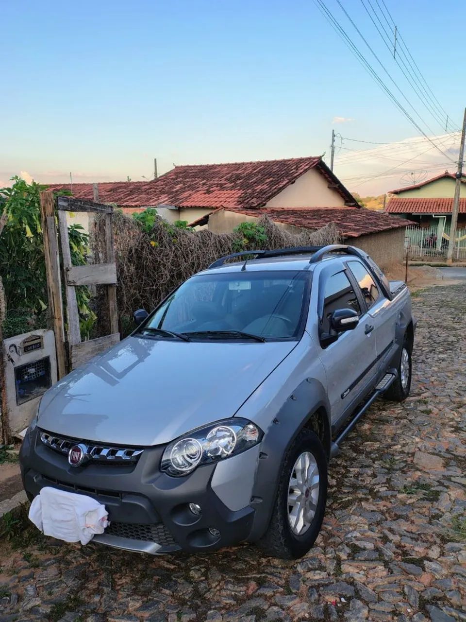 Fiat Strada Adventure1.8/ 1.8 Locker Flex CD 2013
