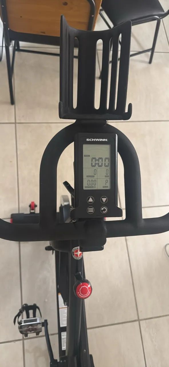 Bicicleta ergométrica Schwinn IC3 - Foto 3