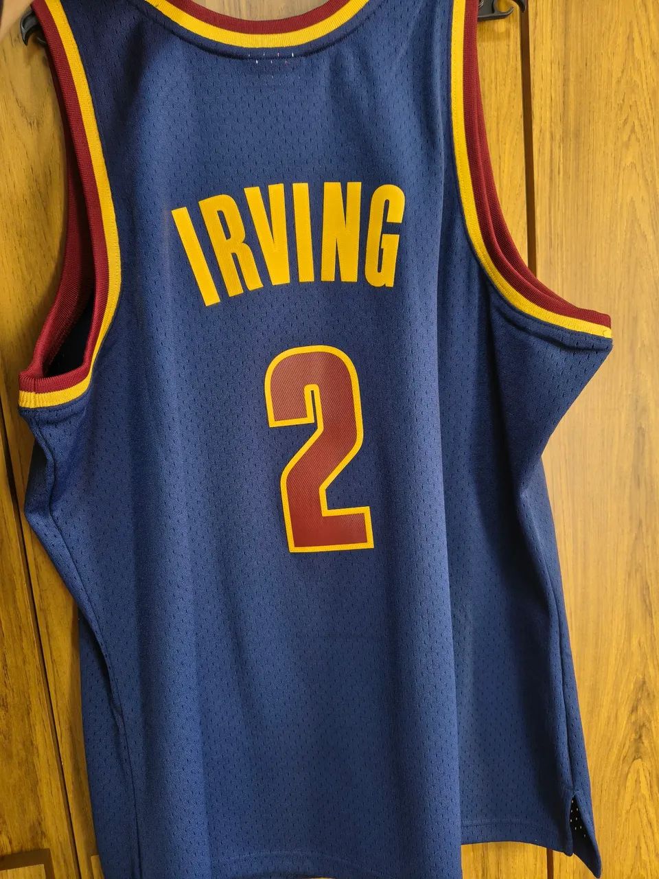 Regata Jersey Mitchell & Ness Kyrie Irving Cavs 2011/12 Away - Foto 2
