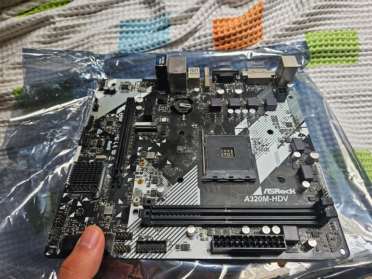 Placa mae asrock a320 - Foto 3