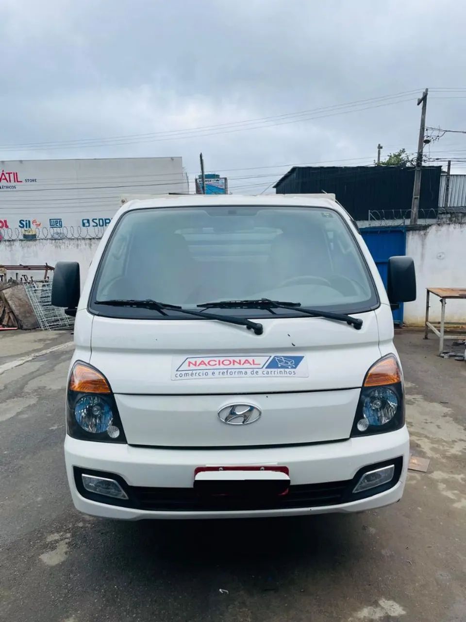 Hyundai Hr 2016