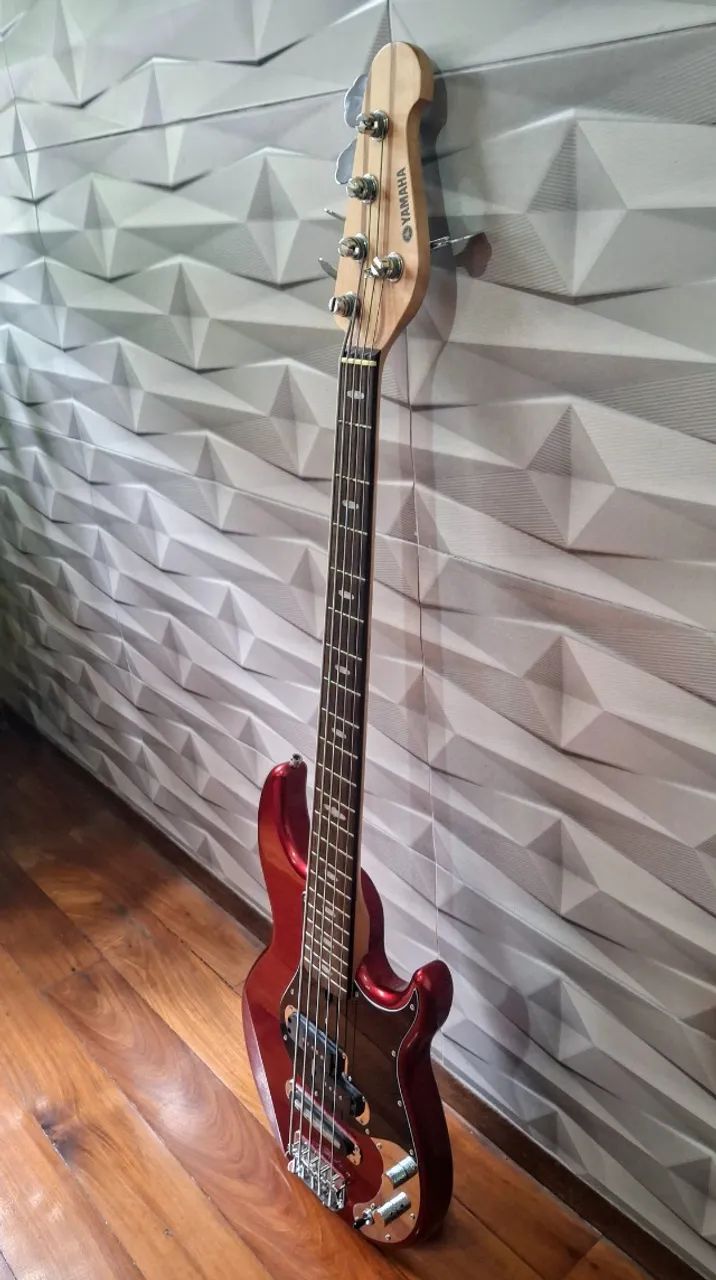 Contra-Baixo Yamaha BB425 BB425X - IMPECÁVEL - Instrumentos