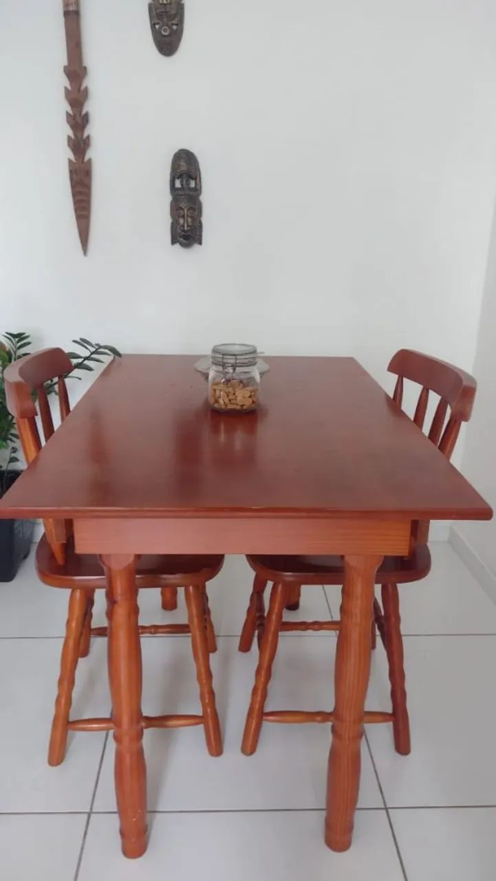 Mesa retangular+ 2 cadeiras
