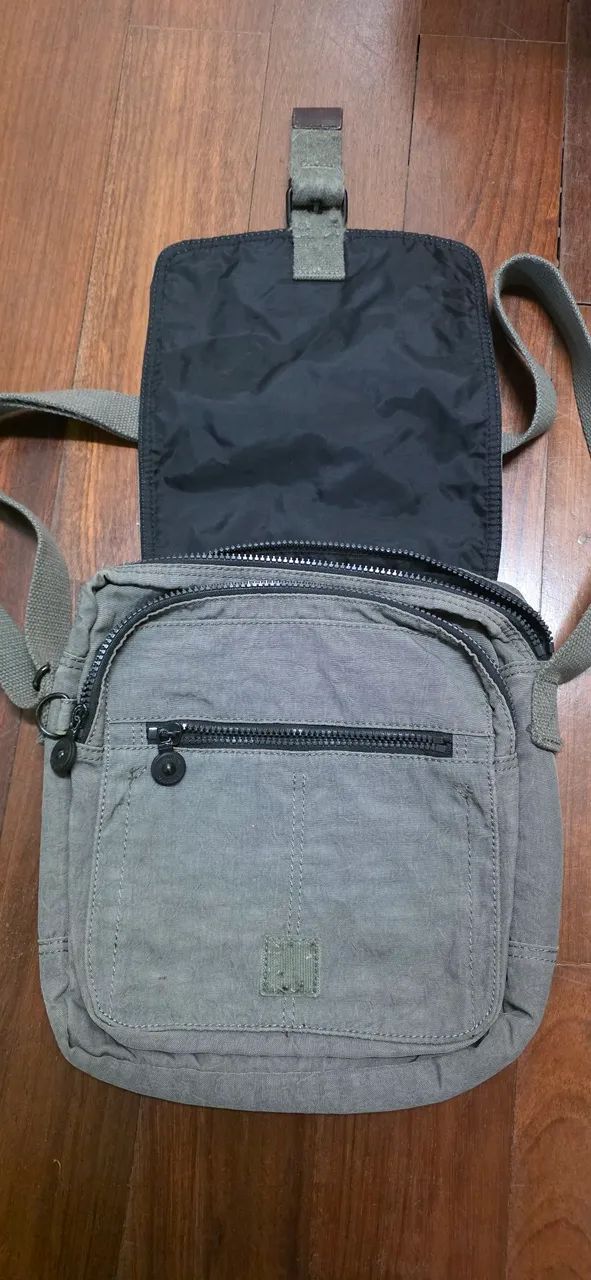 Bolsa kipling,  alça transversal,  02 bolsos internos  - Foto 2