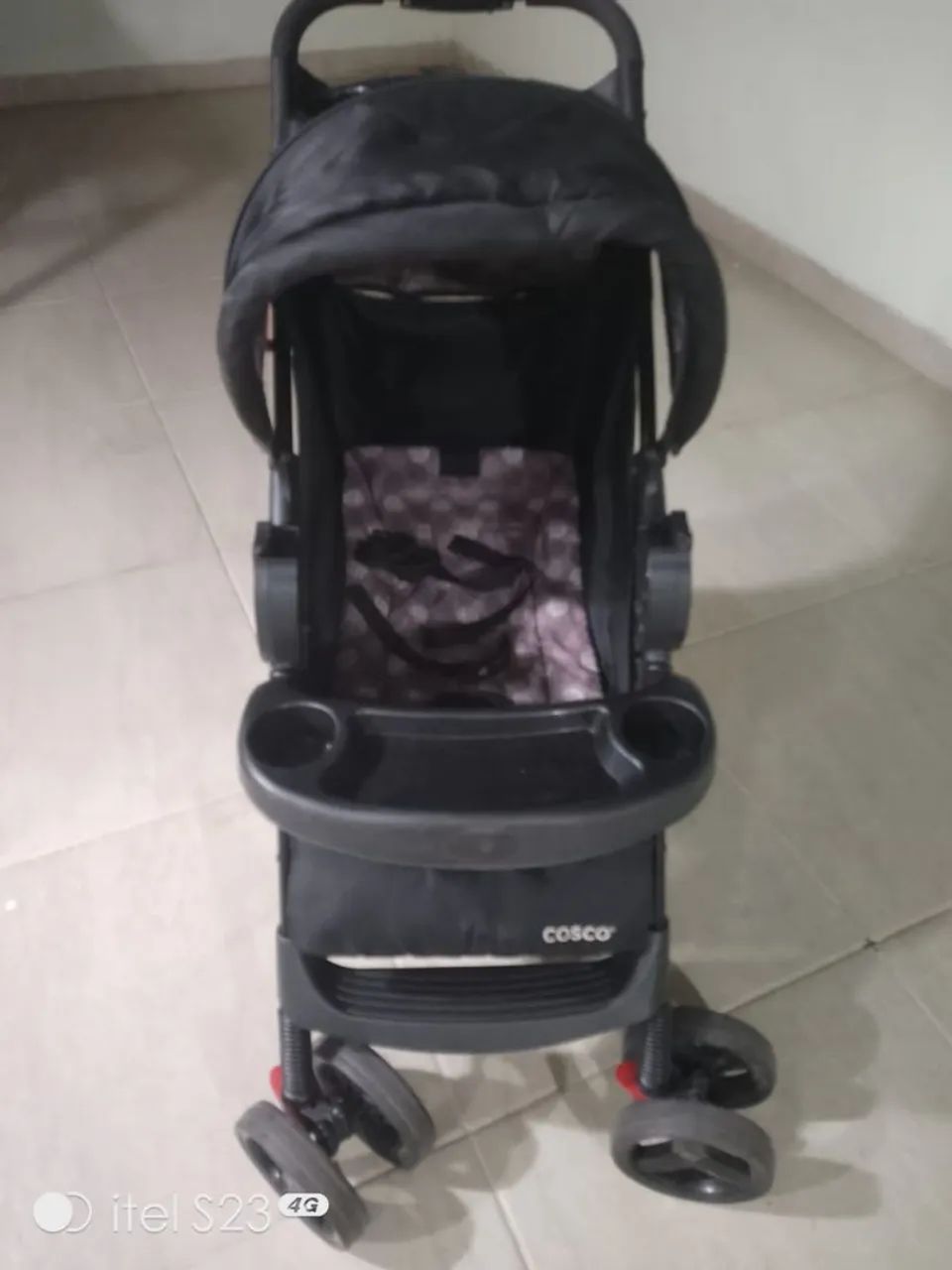 Carrinho de bebê COSCO 