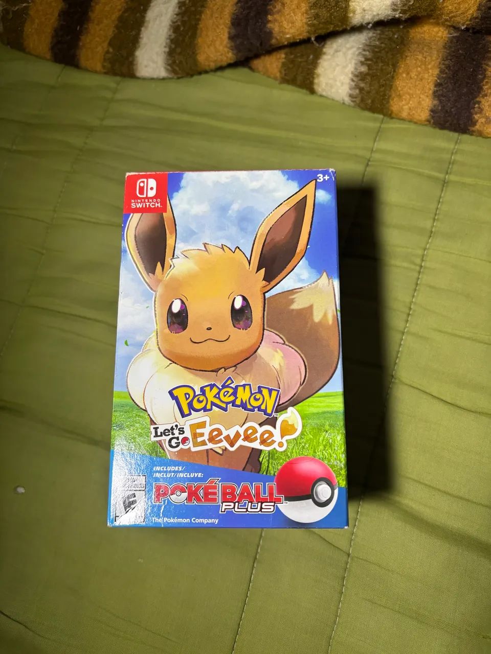 Bundle Pokeball Plus + Let?s Go Eevee