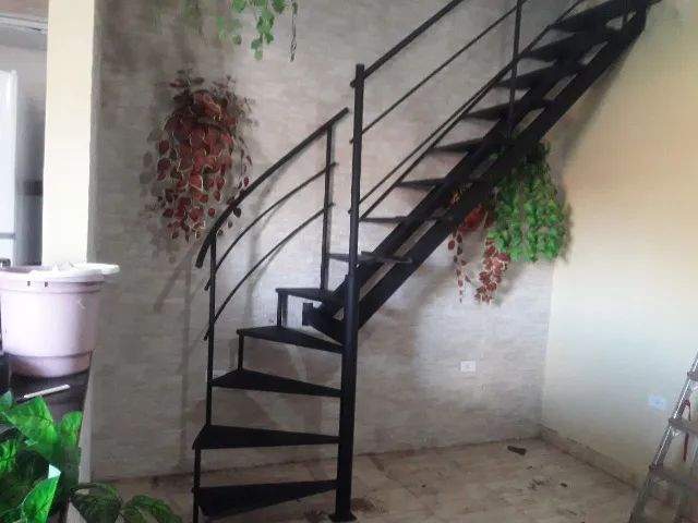 ESCADAS CARACOL E RETA GALVANIZADA - Foto 3