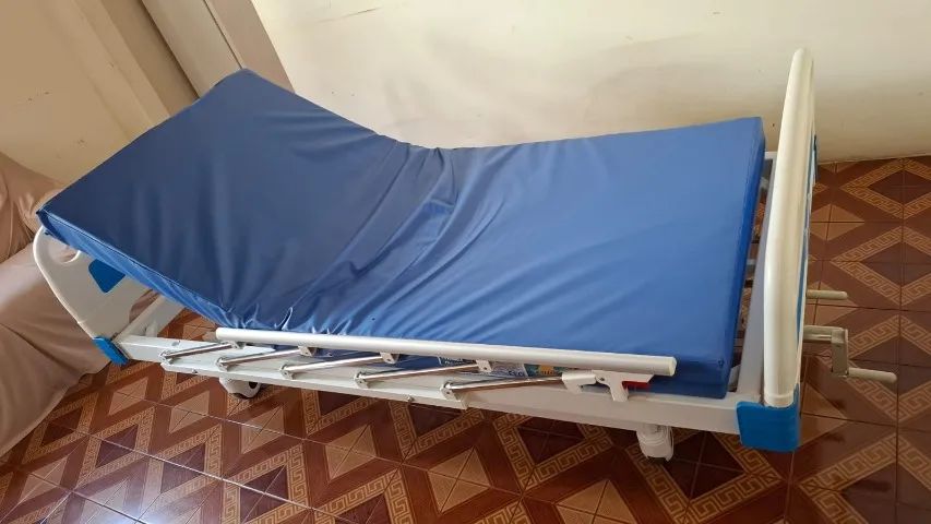 CAMA HOSPITALAR 3 MOVIMENTOS + COLCHÃO - Foto 5