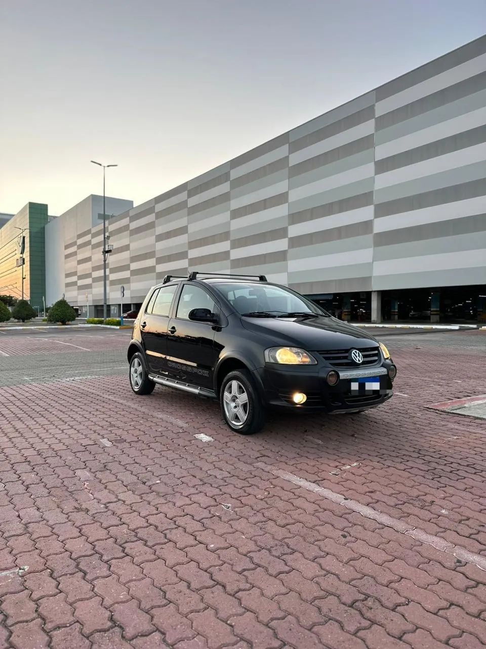 Volkswagen Crossfox CROSSFOX 1.6 Mi Total Flex 8V 5p 2009