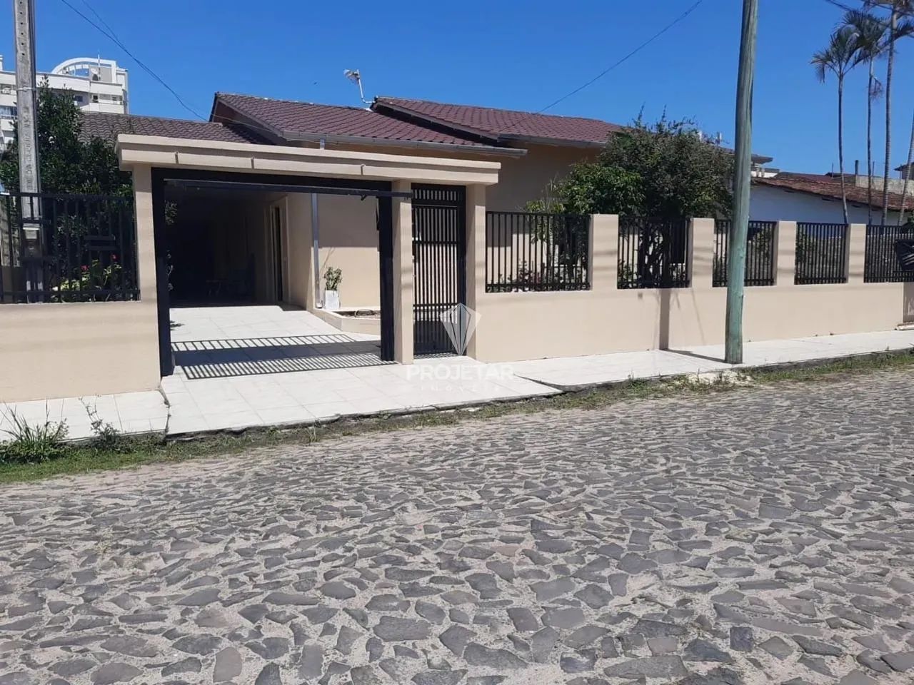 Casa à venda em Sombrio no bairro Centro - Foto 2