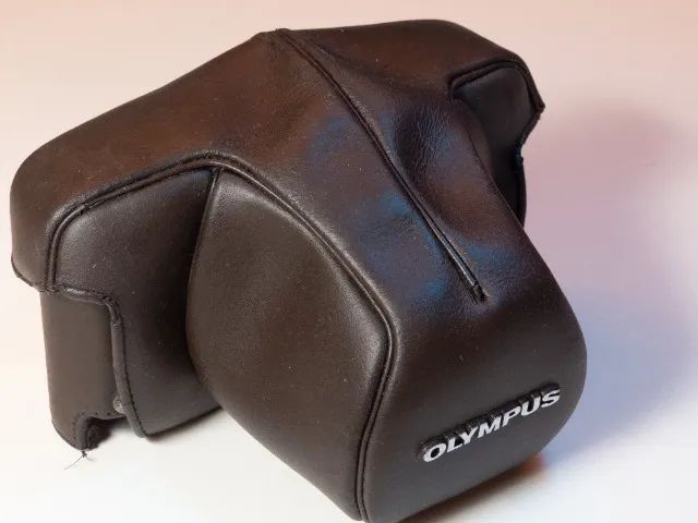 OLYMPUS OM-1 MD- 1972 - Zuiko - 50mm f1.4 + Motor Drive + Case Original Marrom - Foto 6