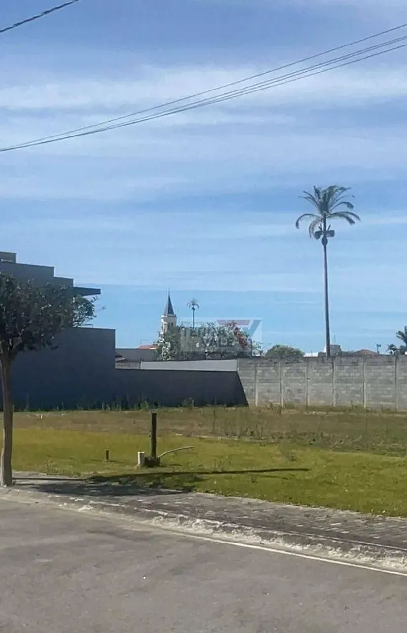 Terreno à venda - Centro - Lorena/SP