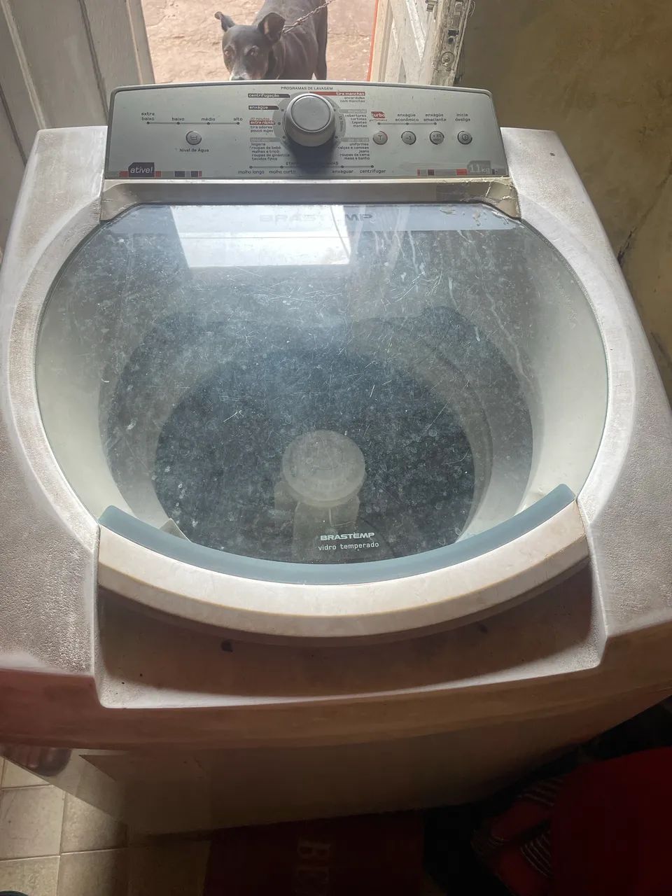 VENDO MÁQUINA DE LAVAR FUNCIONANDO PERFEITAMENTE BEM  - Foto 4