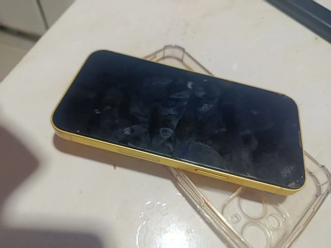 iPhone 14  - Foto 3