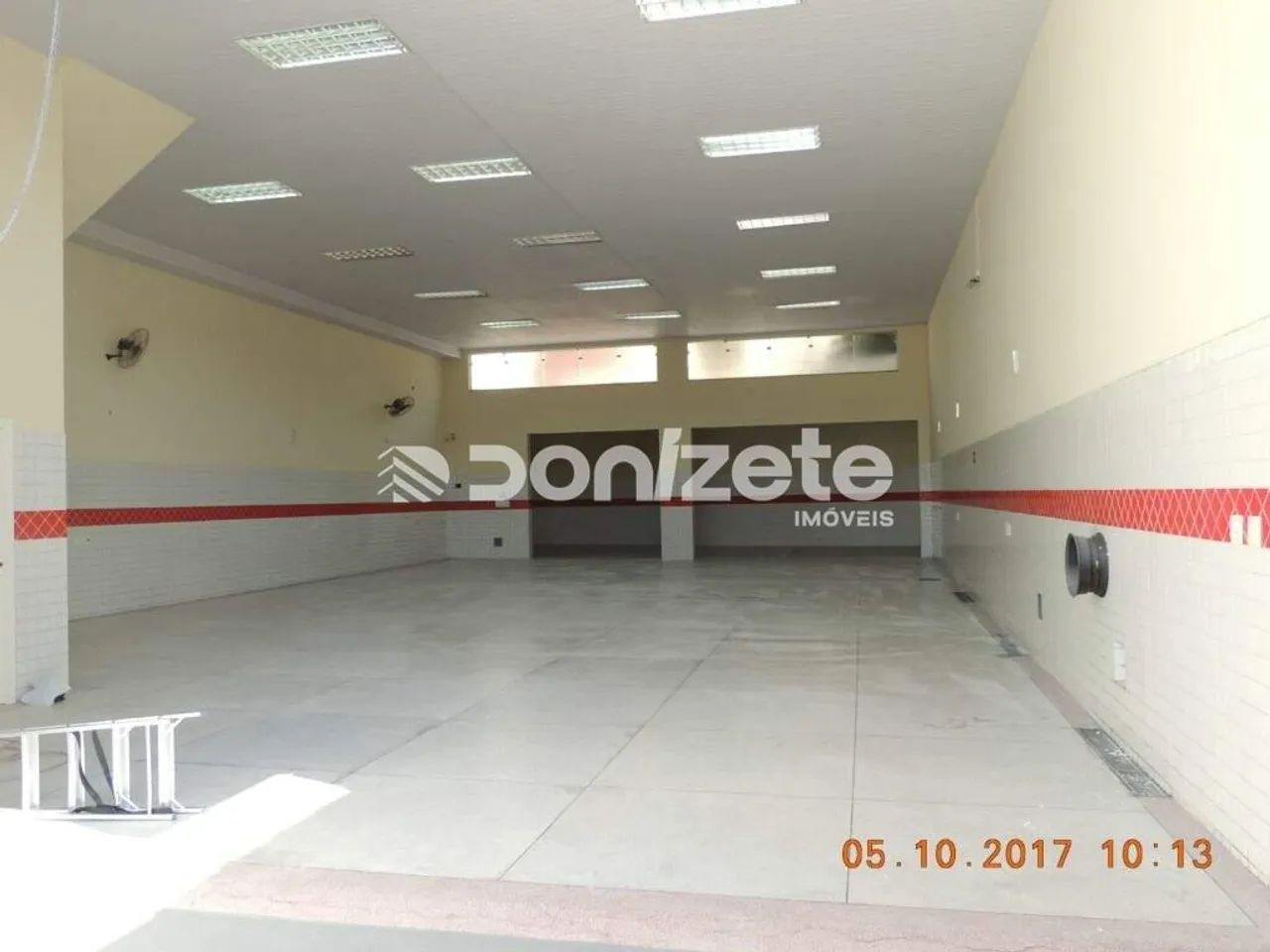Galpão Comercial à venda em Jardim Stella, Santo André  601,08 m² úteis, 437,50 m² de terr - Foto 2