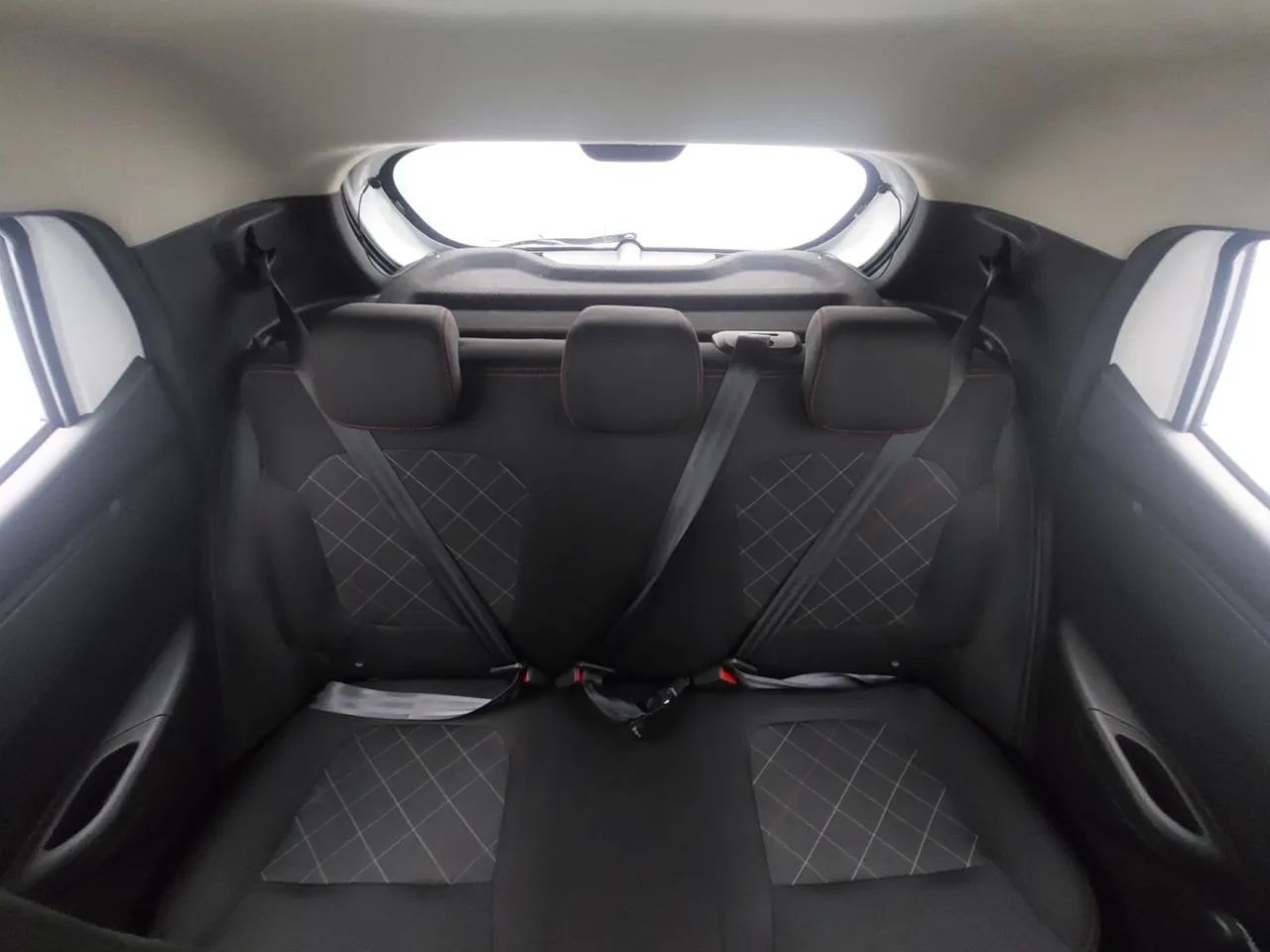 Renault Kwid 1.0 Zen, foto 18 de 18