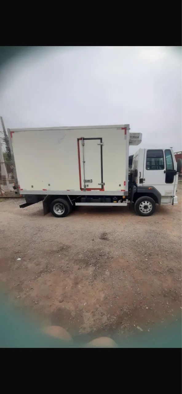 Ford Cargo 816 Ano 2014 - Foto 4