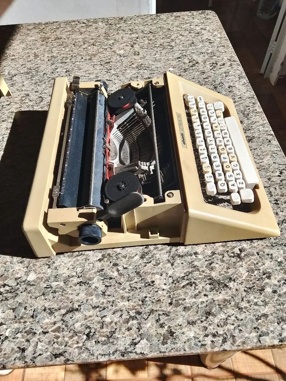 Máquina Olivetti 25 - Foto 4