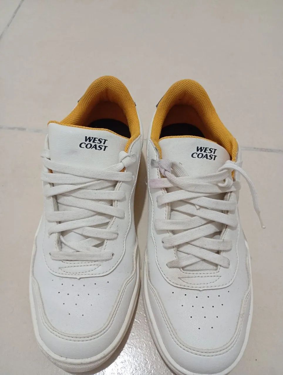 TÊNIS VANS E WEST COAST