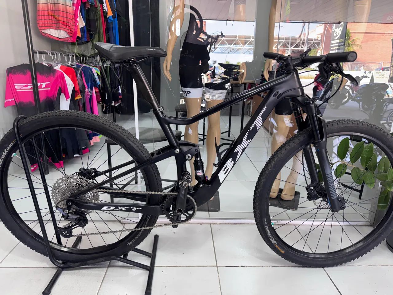 Bicicleta  - Foto 2