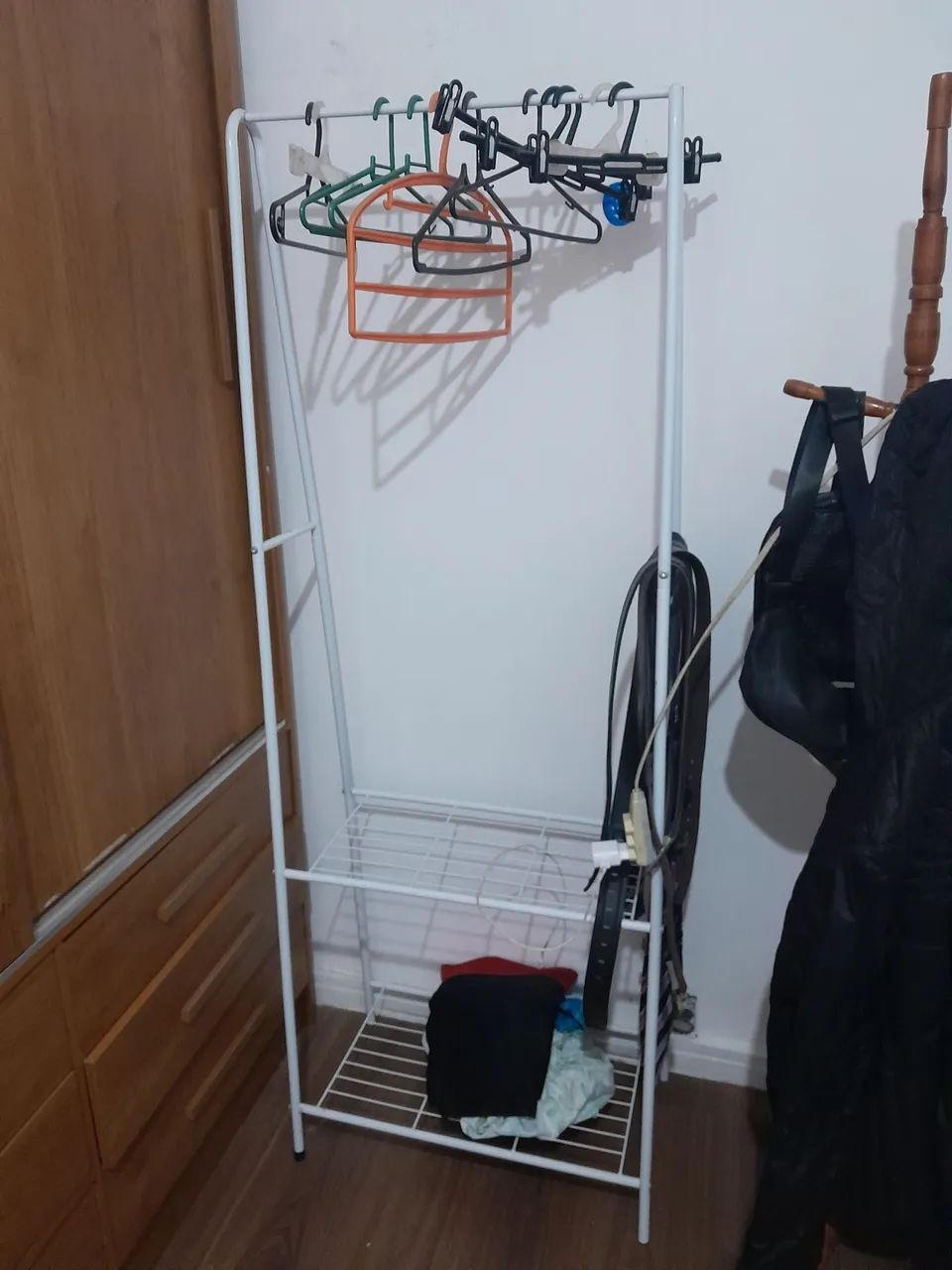 Vendo arara de roupa - Foto 3